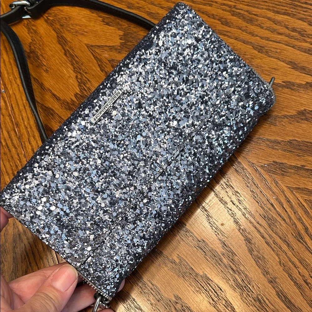 Rebecca Minkoff🩶Silver and Black Sparkle Glitter Leo Clutch/Crossbody  8”W x 4”H